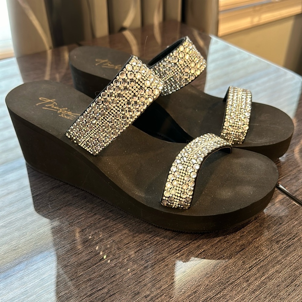 Thalia Sodi - silver and black Eleanna sandals 8M